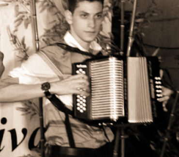 Octavio Daza, 40 años después, sigue pegado al sentimiento vallenato