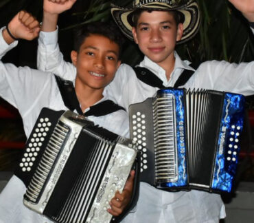 Reyes Vallenatos y Reinas del Acordeón cumplieron con amor compromiso solidario