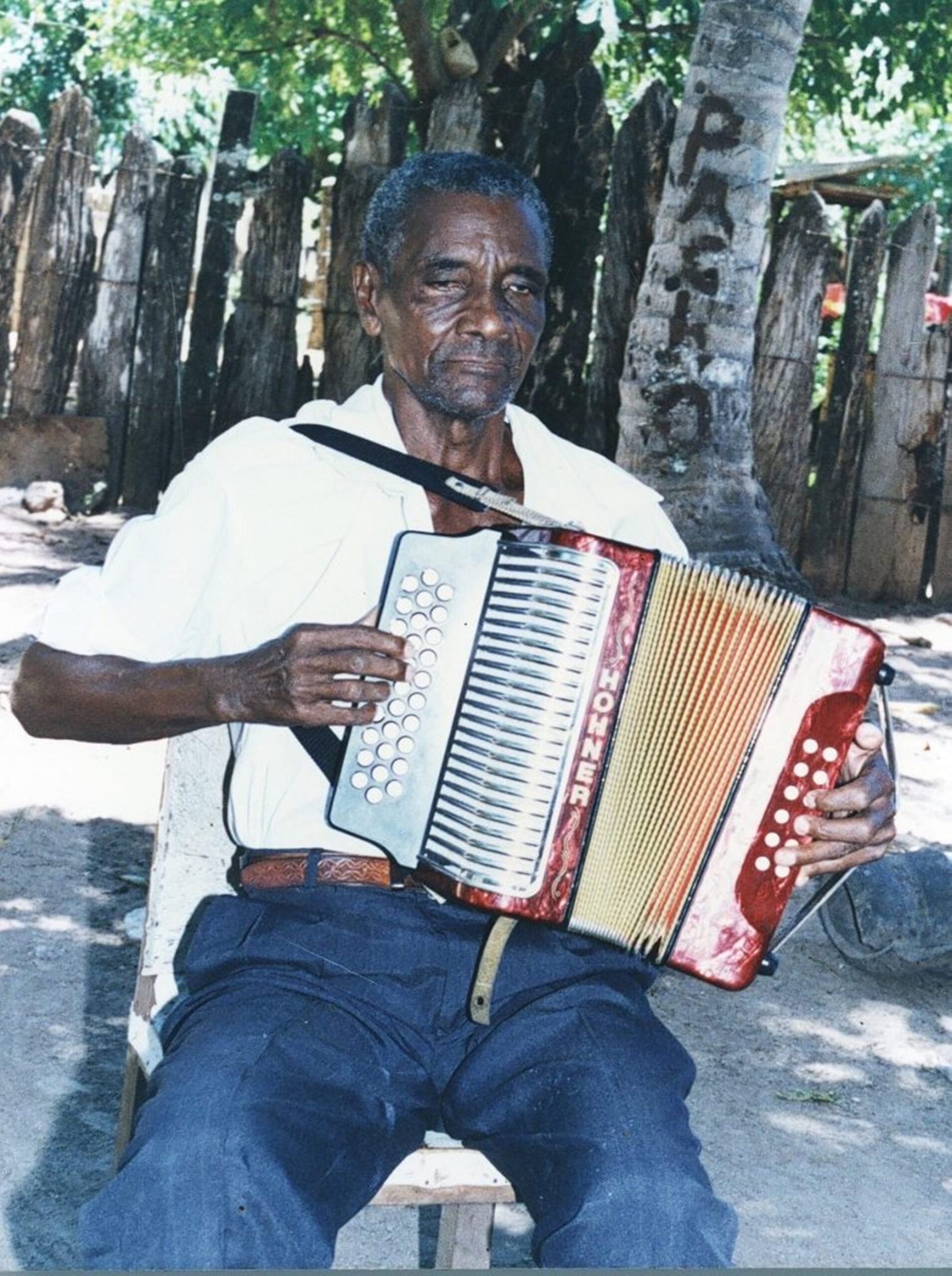 Desde hace 50 años suena la canción ‘La Loma’ de Samuel Martínez