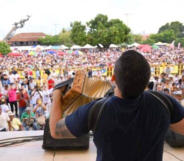 El Festival de la Leyenda Vallenata continúa su sonora marcha triunfal