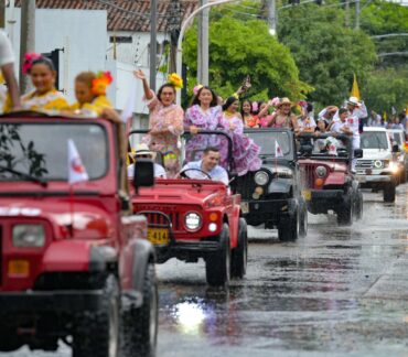 Los Jeeps Willys Parranderos encendieron los motores del 58° Festival de la Leyenda Vallenata
